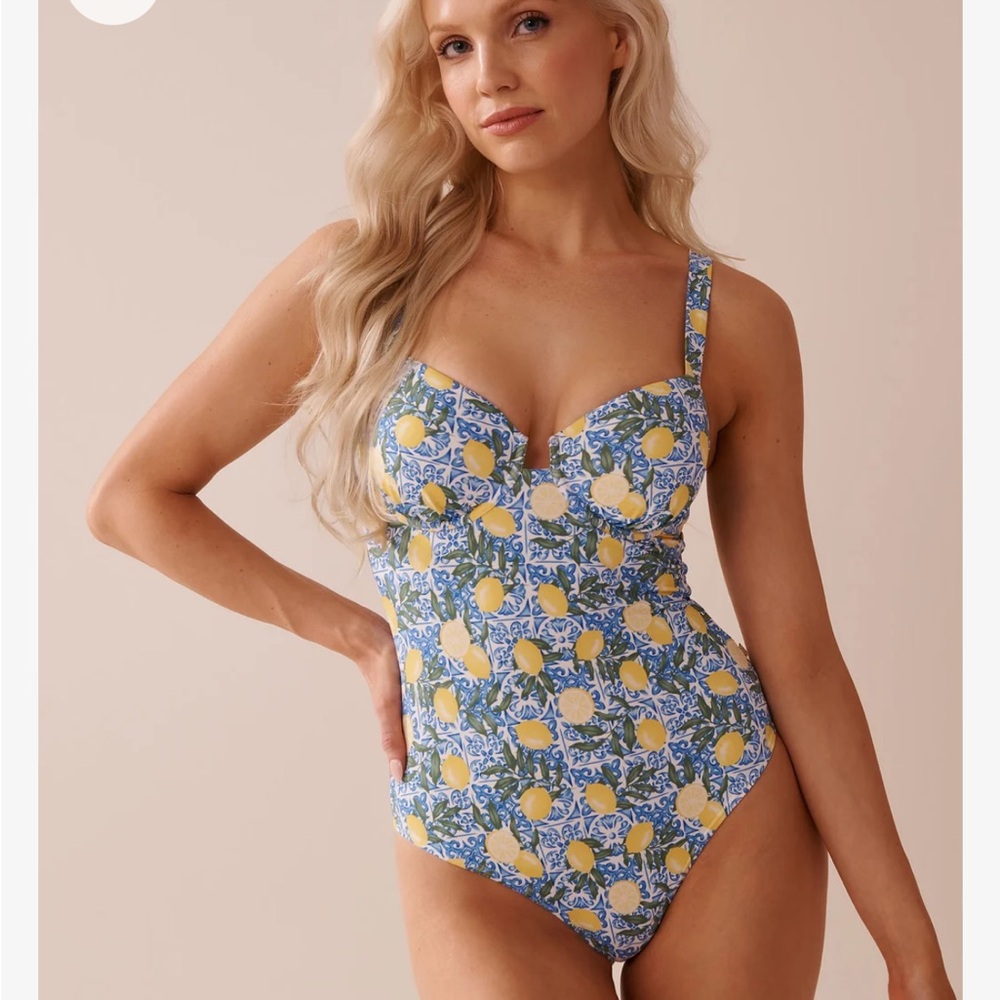 La Vie En Rose Blue Lemon Print One-Piece Swimsuit NWT sz L